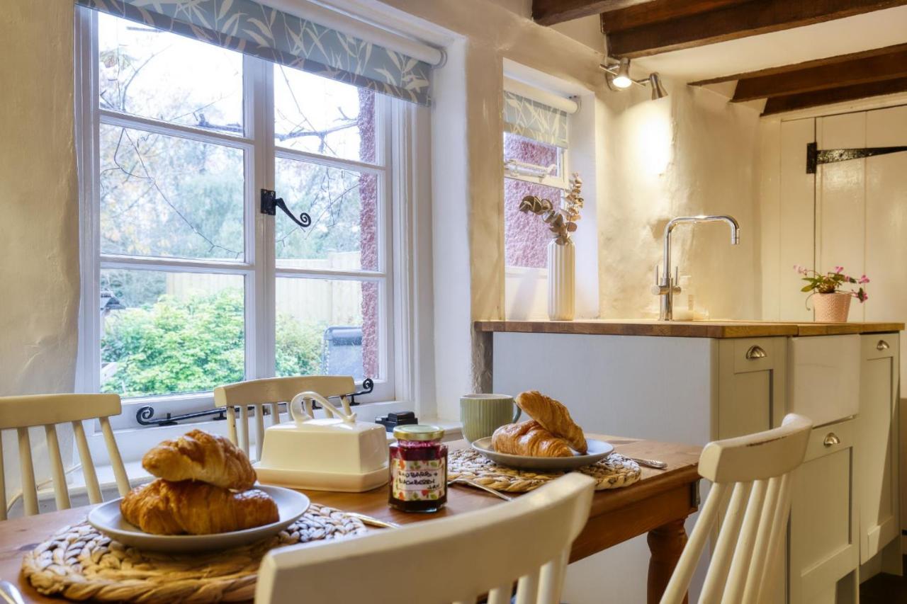 White Cross Cottage Woodbury Luaran gambar