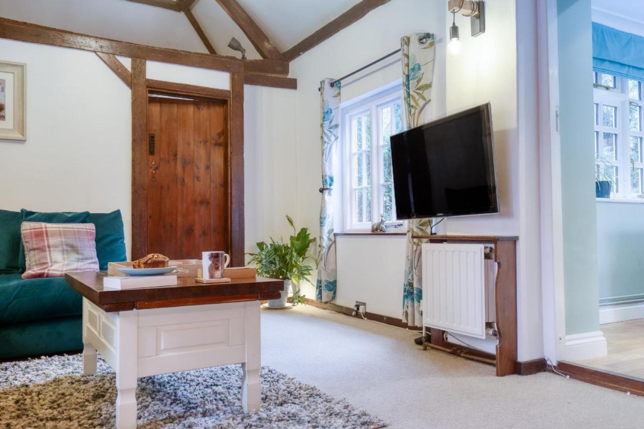 White Cross Cottage Woodbury Luaran gambar